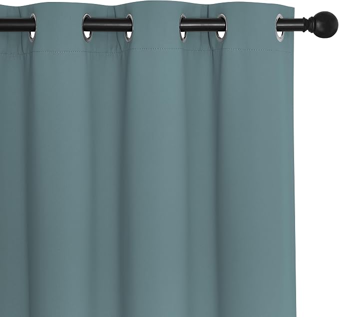 NICETOWN Room Darkening Curtain - Image 7