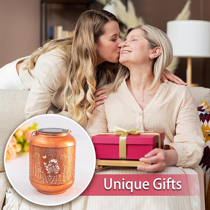 2 Pack Frog Solar Lanterns Outdoor Waterproof Hanging Solar Lights Frog Gifts for Women Men Mom Metal Decorative LED Outdoor Lanterns for Patio, Lawn, Landscape, Garden Decor, Yard Decorations