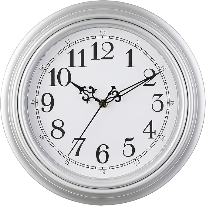 Plumeet Small Retro Wall Clock by Plumeet