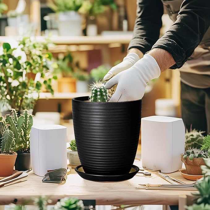 Ceramic Plant Pot - 8 Inch Ceramic Planter for Indoor Plants Glazed Round Flower Pot with Drainage Hole and Saucer Black