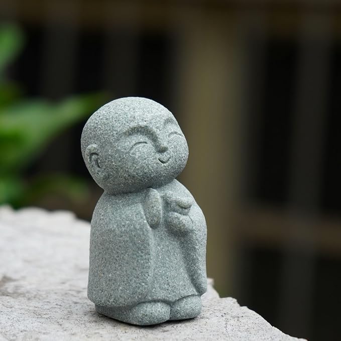 OwMell Japanese Jizo Monk Statue Praying, Buddha Jizo Statue Figurine Memorial Statue Aquarium Decoration for Garden Outdoor Ornament 2.6" - Holding Bird