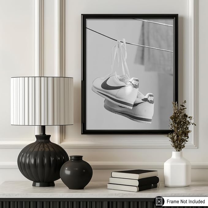 Poster Master Sneakers in Clothesline Print - Image 3