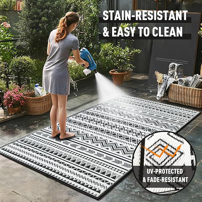 WILDROOTS 8x10 Feet Black and White Plastic Outdoor Rug, Stain Resistant Waterproof Reversible Outdoor Patio Rug, Fade Resistant Camping Rug