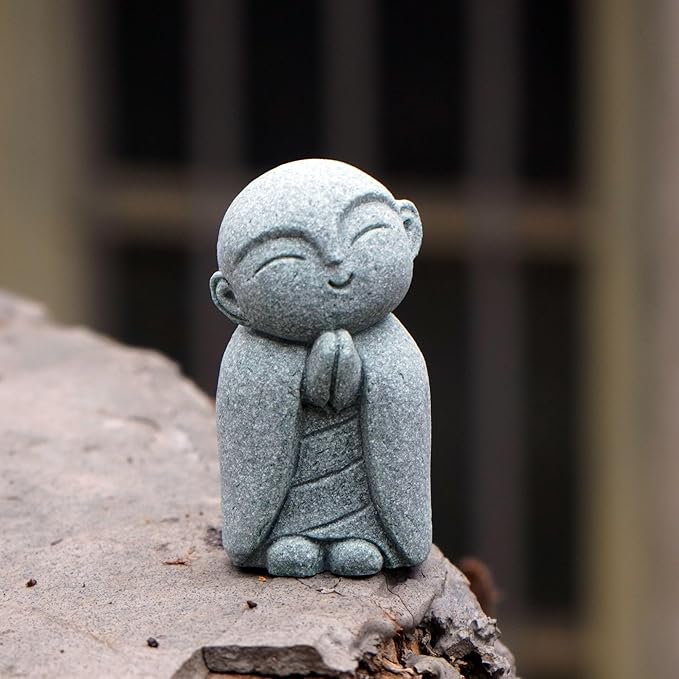 OwMell Japanese Jizo Monk Statue Praying, Buddha Jizo Statue Figurine Memorial Statue Aquarium Decoration for Garden Outdoor Ornament 2.6" - Tilting Head