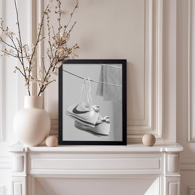 Poster Master Shoes in Clothesline Print - Image 5