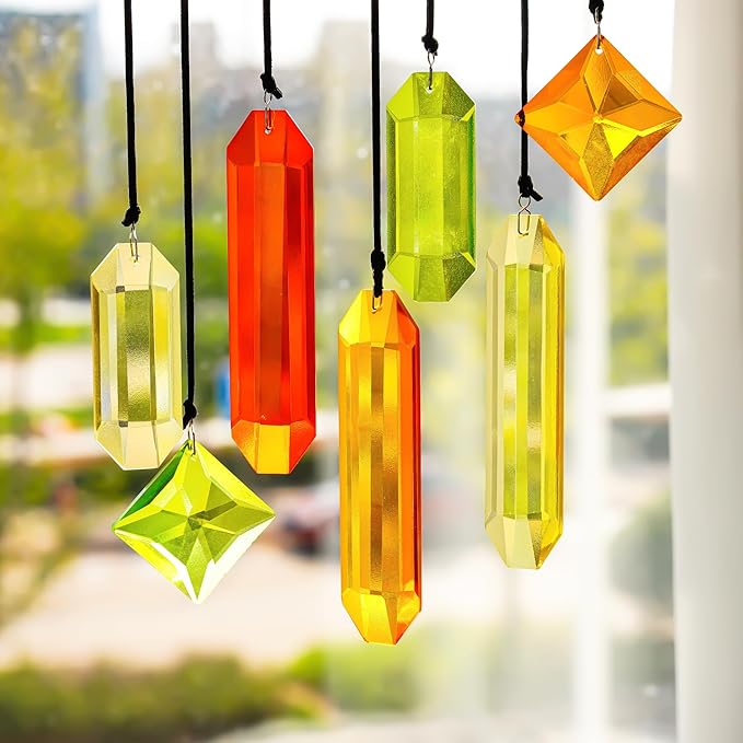 HDCRYSTALGIFTS 7PCS Sun Catchers Crystals Hanging Ornament,Christmas Decorations,Rainbow Prisms Hanging Crystals for Window Indoor Garden Decor (Season Design)