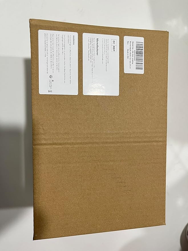 ZMTECH Plant Pots, Set of 3 8'' Self Watering Plastic Planter with Drainage Hole and Saucer, Modern Decorative Flower Pot for Indoor Outdoor House Plants, Succulents, Flowers - White