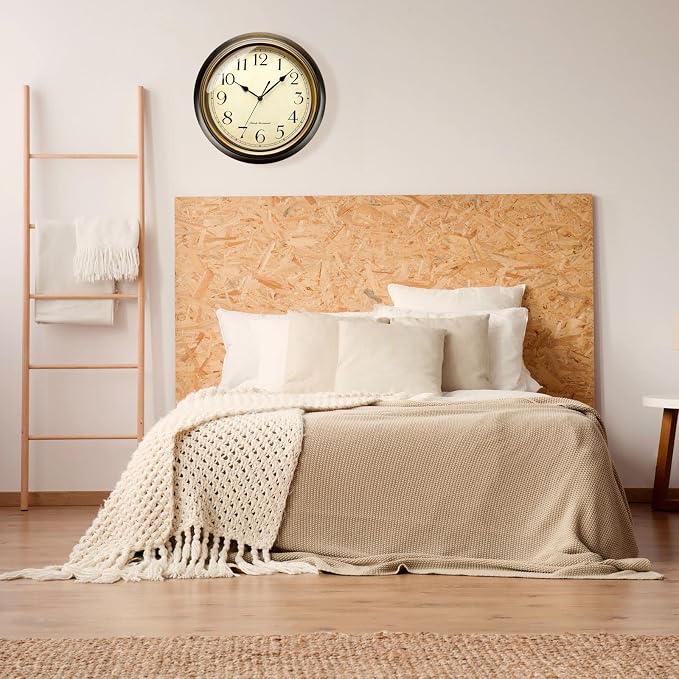 Plumeet Small Metal Wall Clock, Arabic Numerals, Battery Operated - Image 7